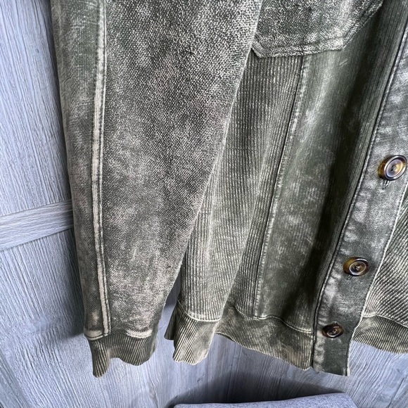 Anthropology Pilcro Distressed Shacket - Picture 4 of 8